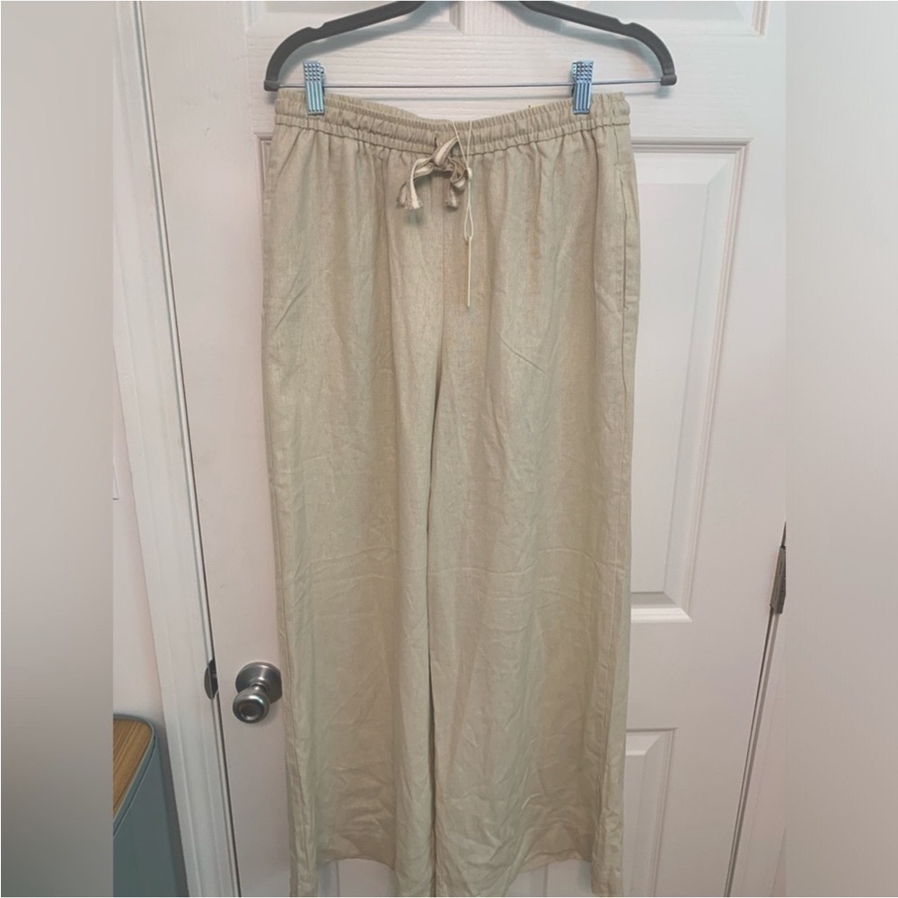 Max Studio Tan and Cream Trousers with Elegant Design